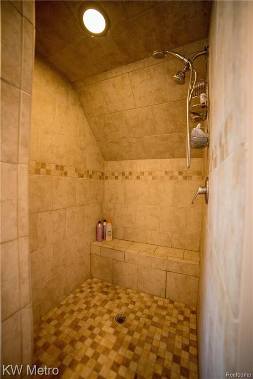 229 North Helen Avenue Rochester, MI 48307 - Photo 22 of 37