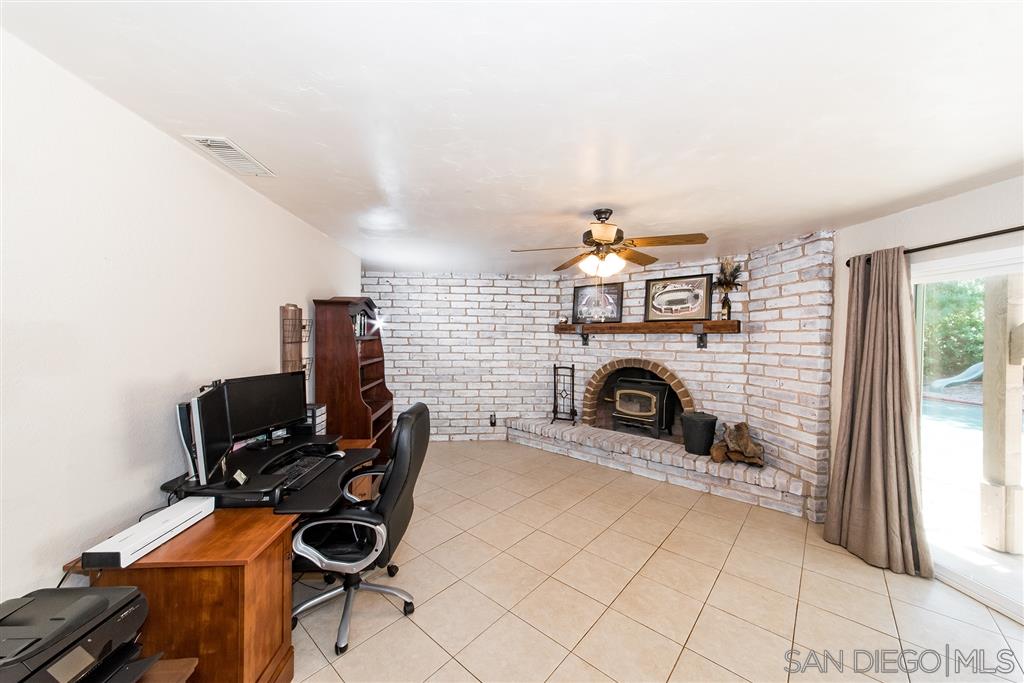 25073 Pappas Road Ramona, CA 92065 - Photo 11 of 25 Gallery Image 11