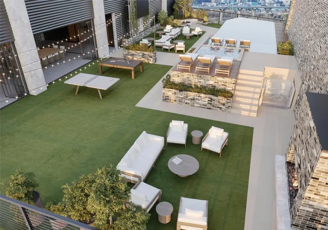 $786,450 | 2520 Houston Avenue, Unit 804, Houston, TX 77009