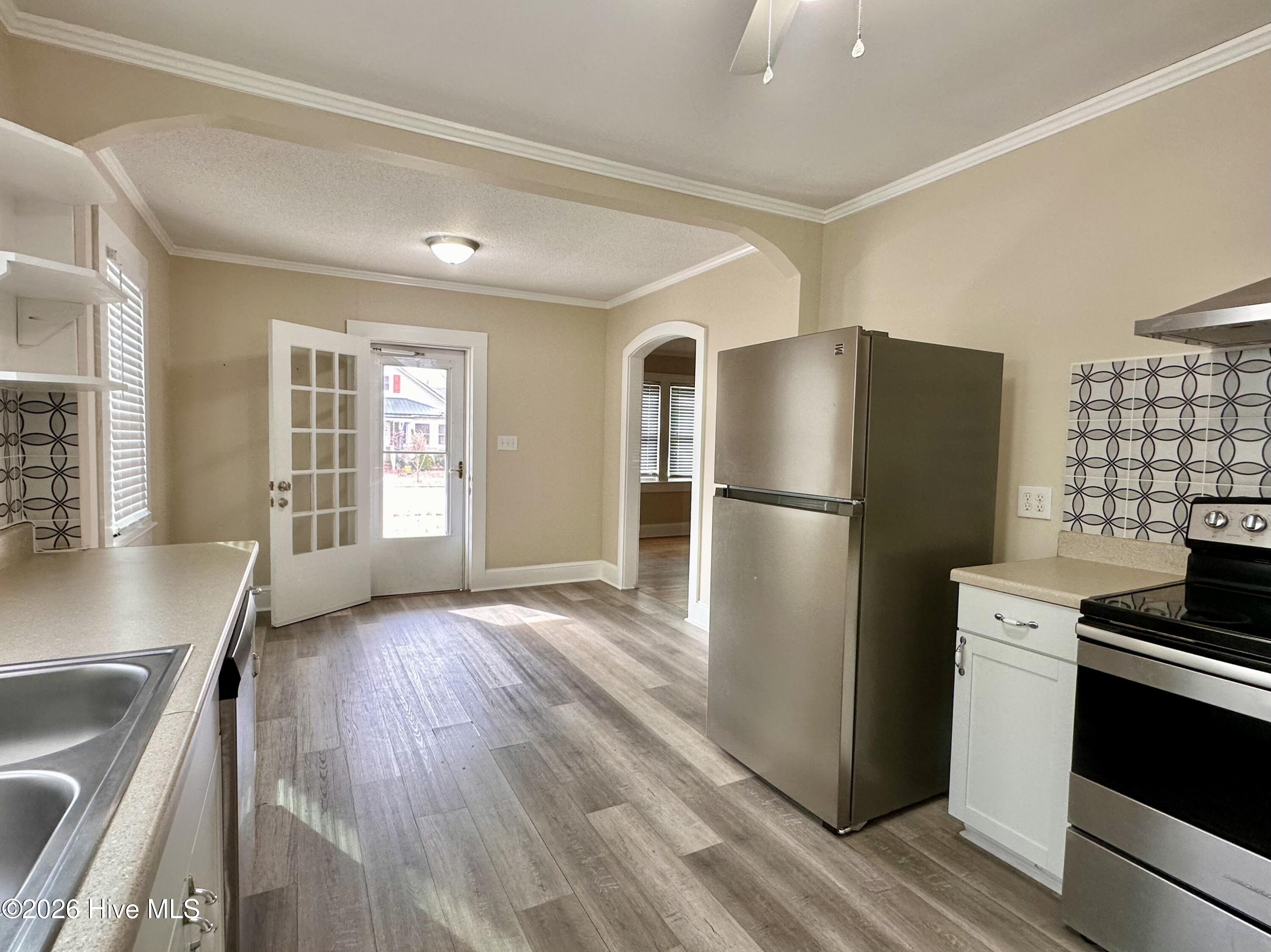 612 Maple Street Elizabeth City, NC 27909 - Photo 6 of 26 IMG_0287