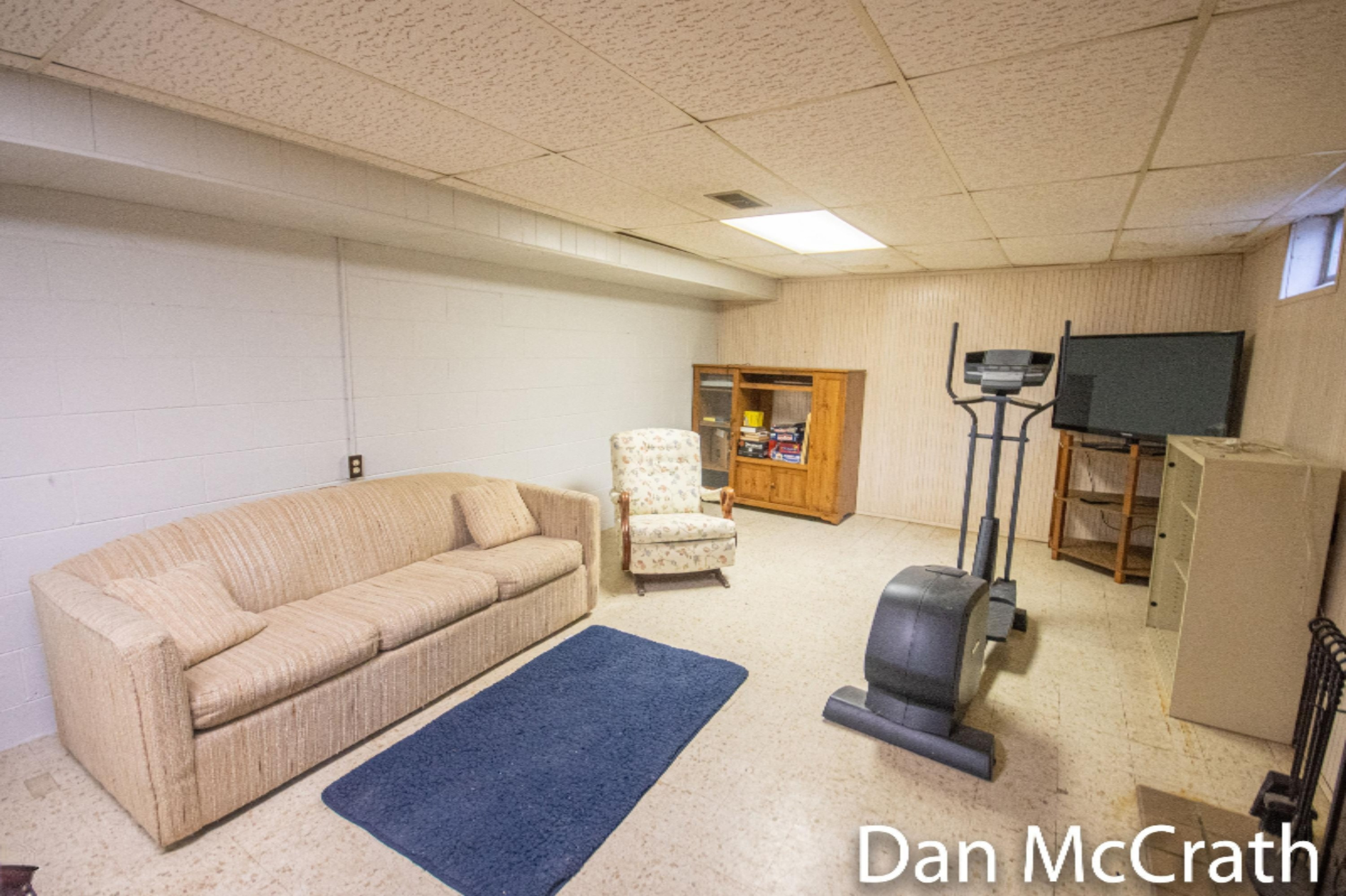 1573 Shawnee Road Benton Harbor, MI 49022 - Photo 42 of 46 40