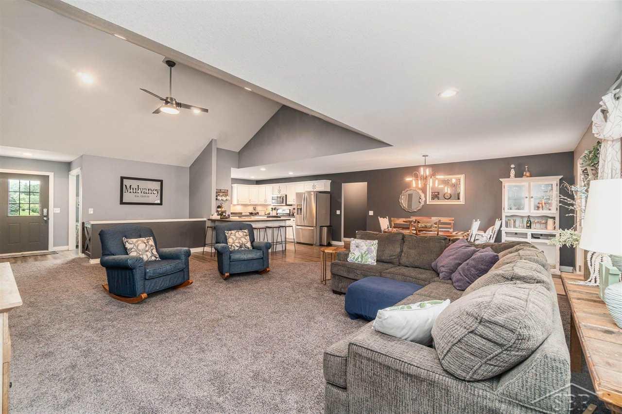 9955 Laduke Road Freeland, MI 48623 - Photo 5 of 21