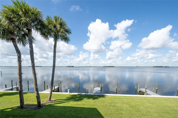 $5,000 | 1001 Bay Road, Unit 209, Vero Beach, FL 32963