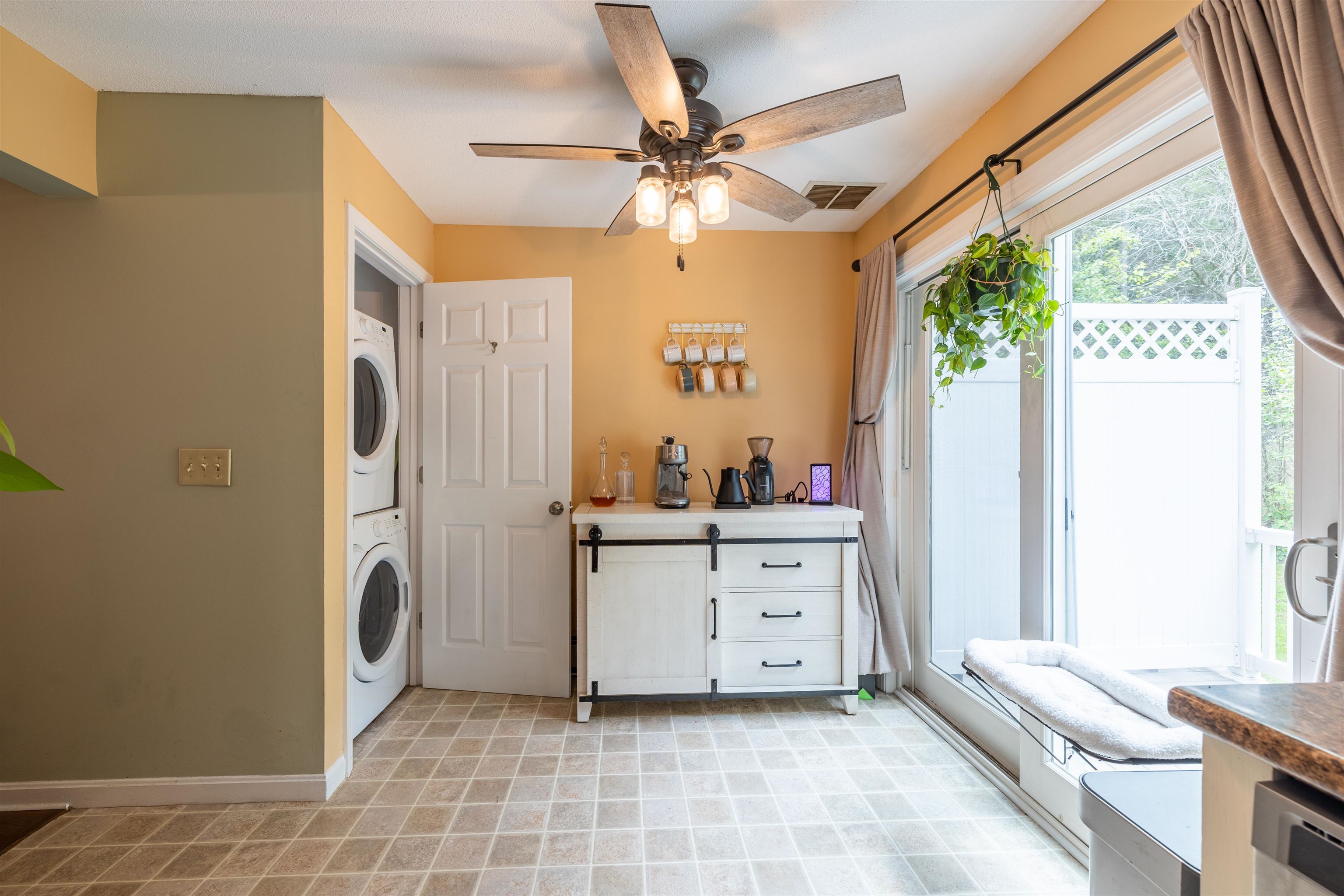 34 Woodland Green Rochester, NH 03868 - Photo 14 of 28