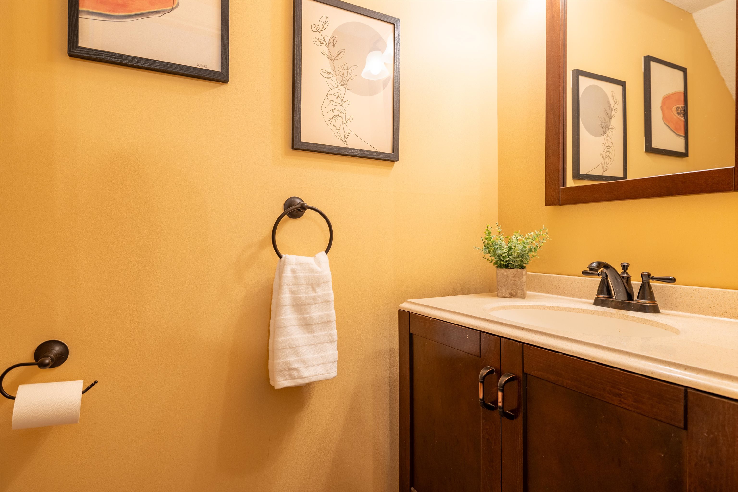 34 Woodland Green Rochester, NH 03868 - Photo 16 of 28