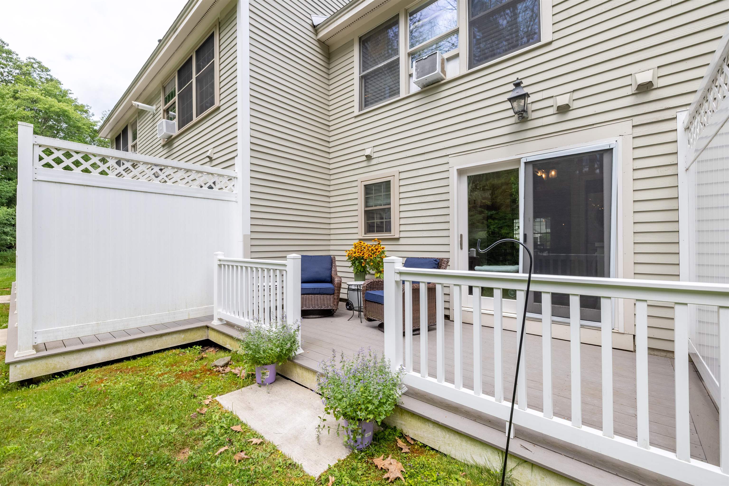 34 Woodland Green Rochester, NH 03868 - Photo 21 of 28