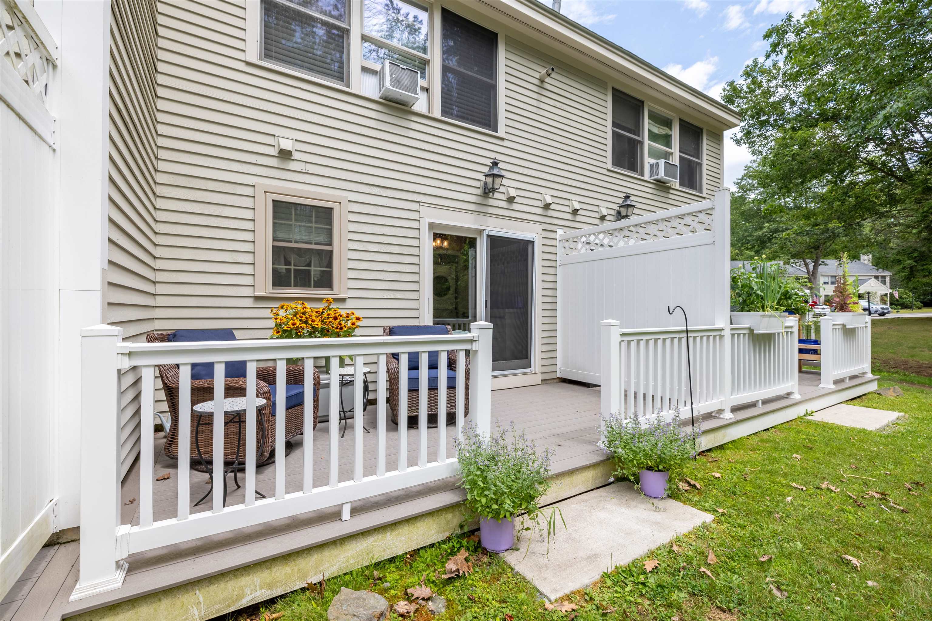 34 Woodland Green Rochester, NH 03868 - Photo 22 of 28