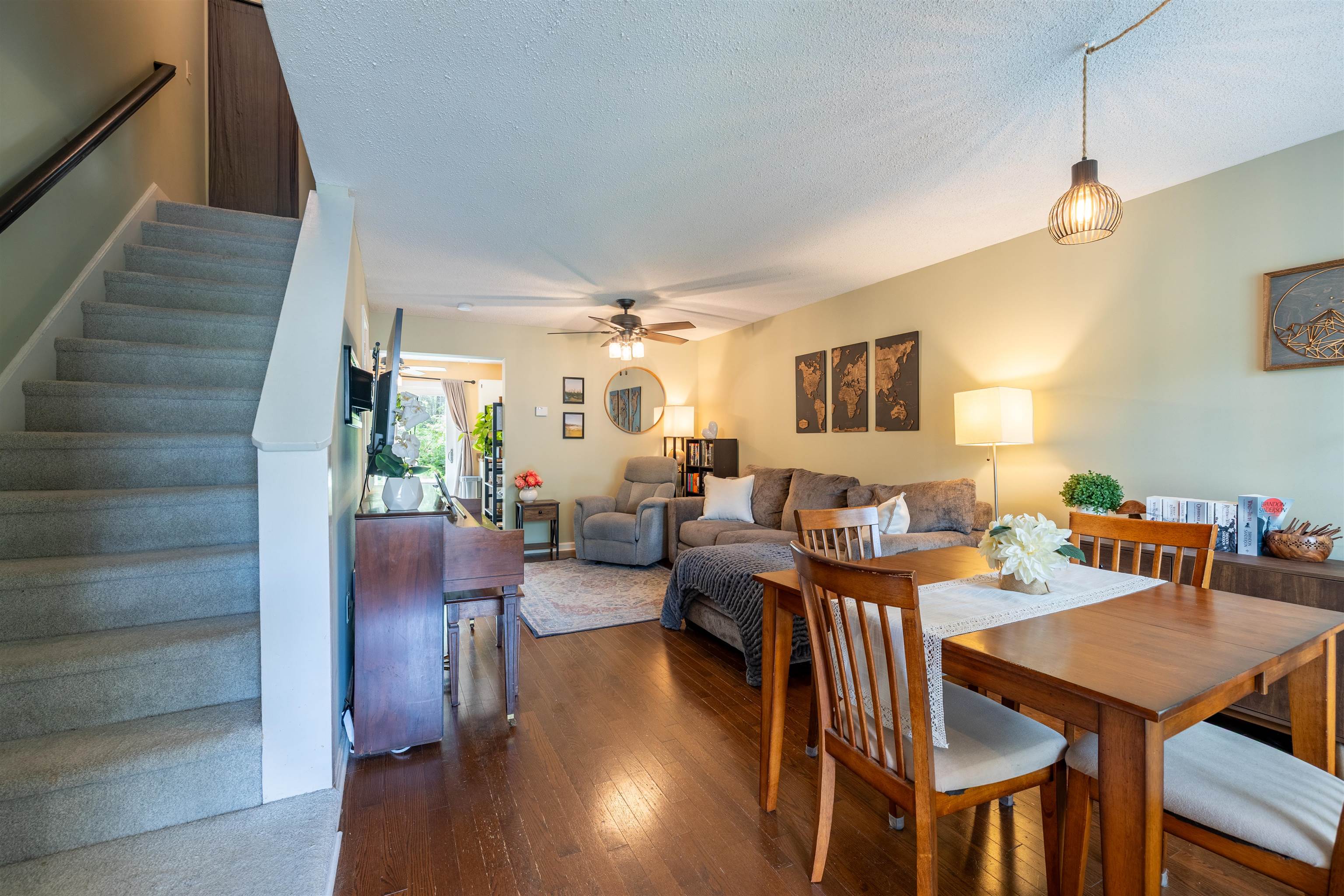 34 Woodland Green Rochester, NH 03868 - Photo 5 of 28