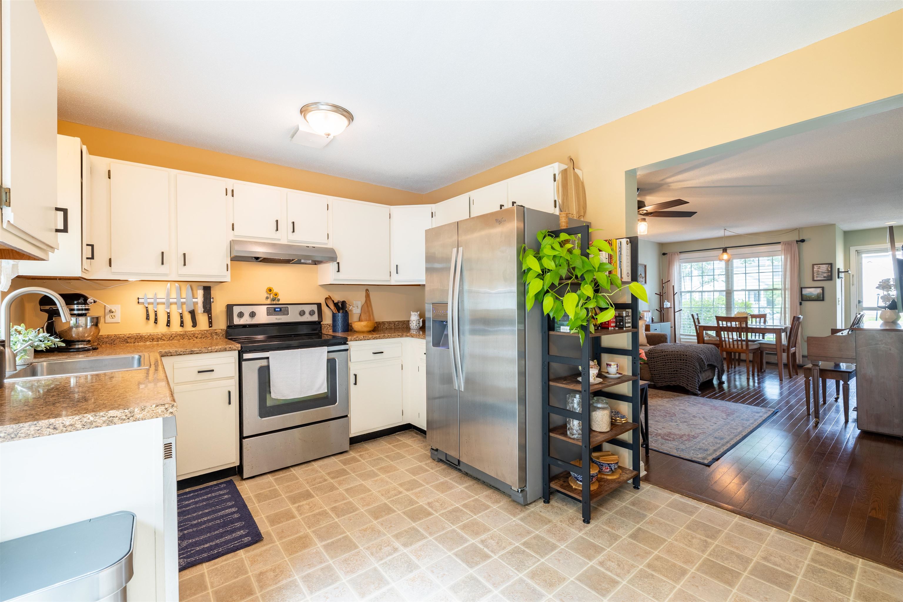 34 Woodland Green Rochester, NH 03868 - Photo 10 of 28