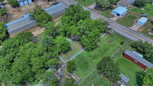 $175,000 | 411 West Pine Street, Nocona, TX 76255