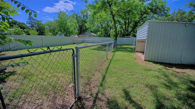 $175,000 | 411 West Pine Street, Nocona, TX 76255