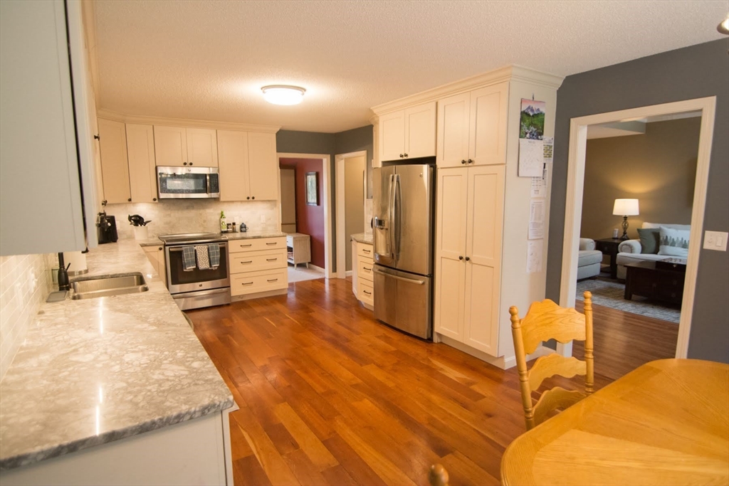 122 May Brook Road Holland, MA 01521 - Photo 14 of 42