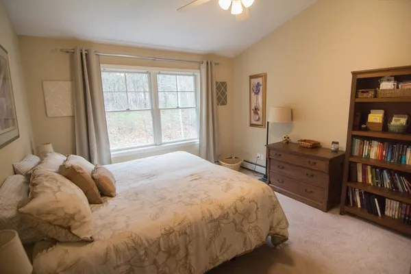 $649,000 | 122 May Brook Road, Holland, MA 01521