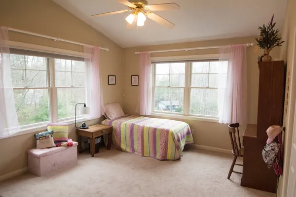 $649,000 | 122 May Brook Road, Holland, MA 01521