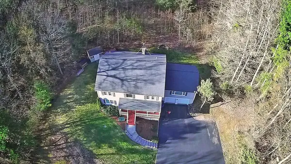 $649,000 | 122 May Brook Road, Holland, MA 01521