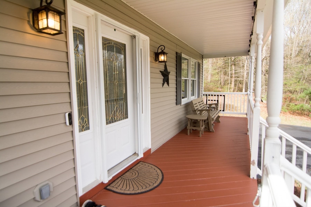 122 May Brook Road Holland, MA 01521 - Photo 5 of 42