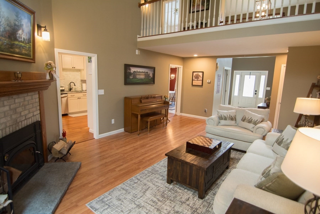 122 May Brook Road Holland, MA 01521 - Photo 7 of 42