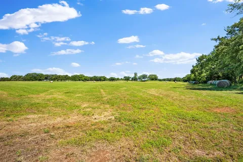 $875,000 | 24708 Fm 901, Whitesboro, TX 76273