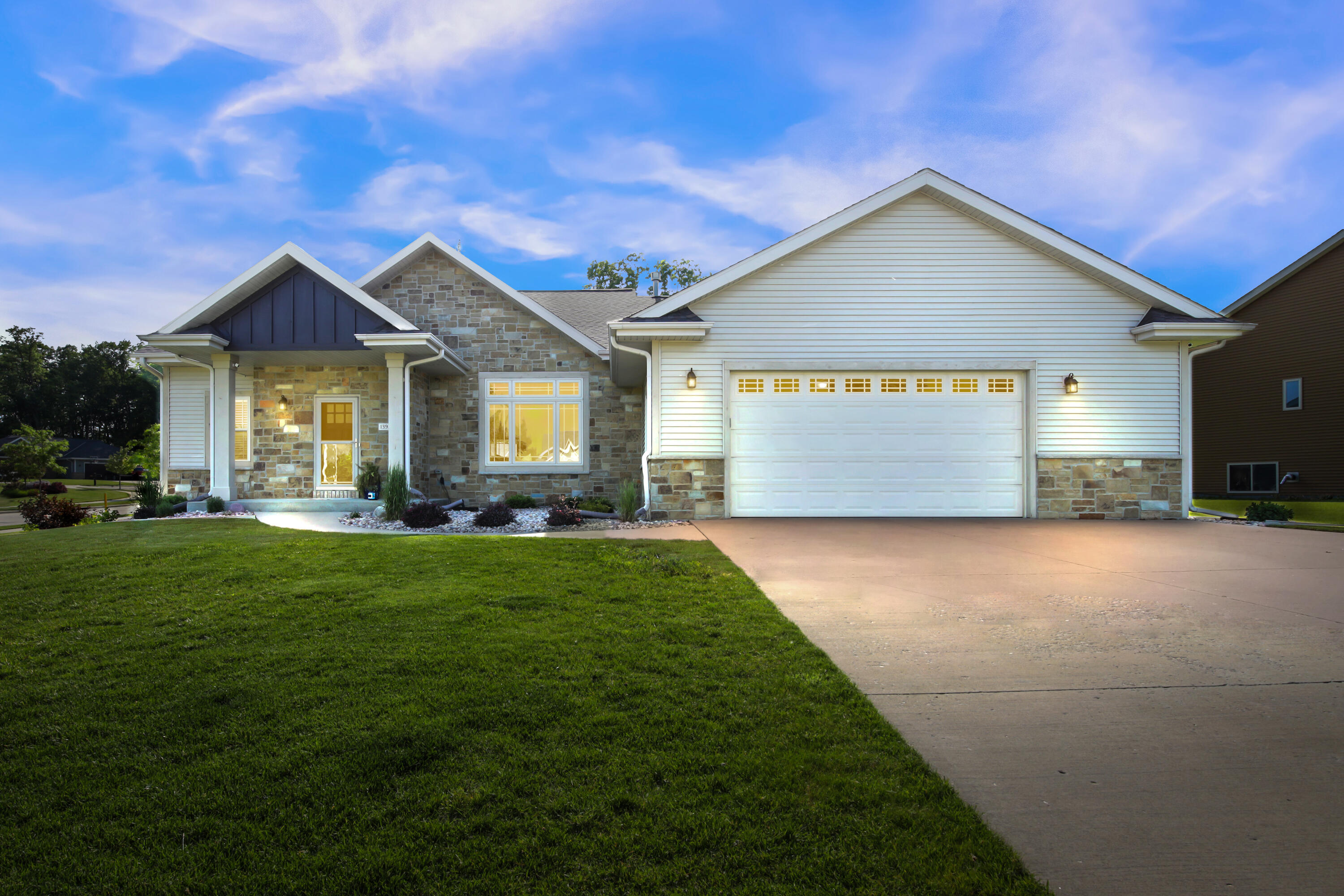 1395 American Eagle Dr-1