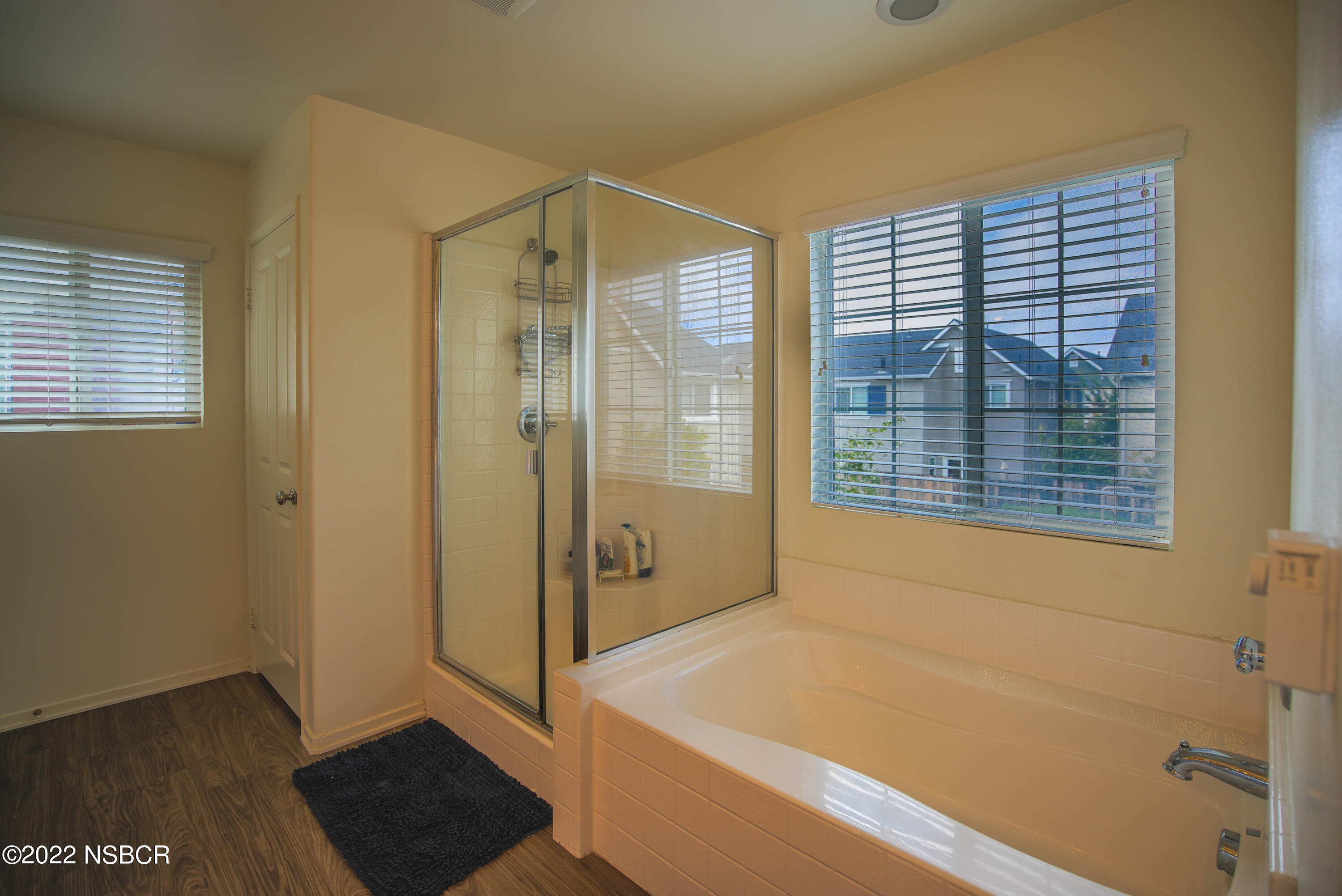 1307 Crown Circle Lompoc, CA 93436 - Photo 19 of 34 Master Bathroom