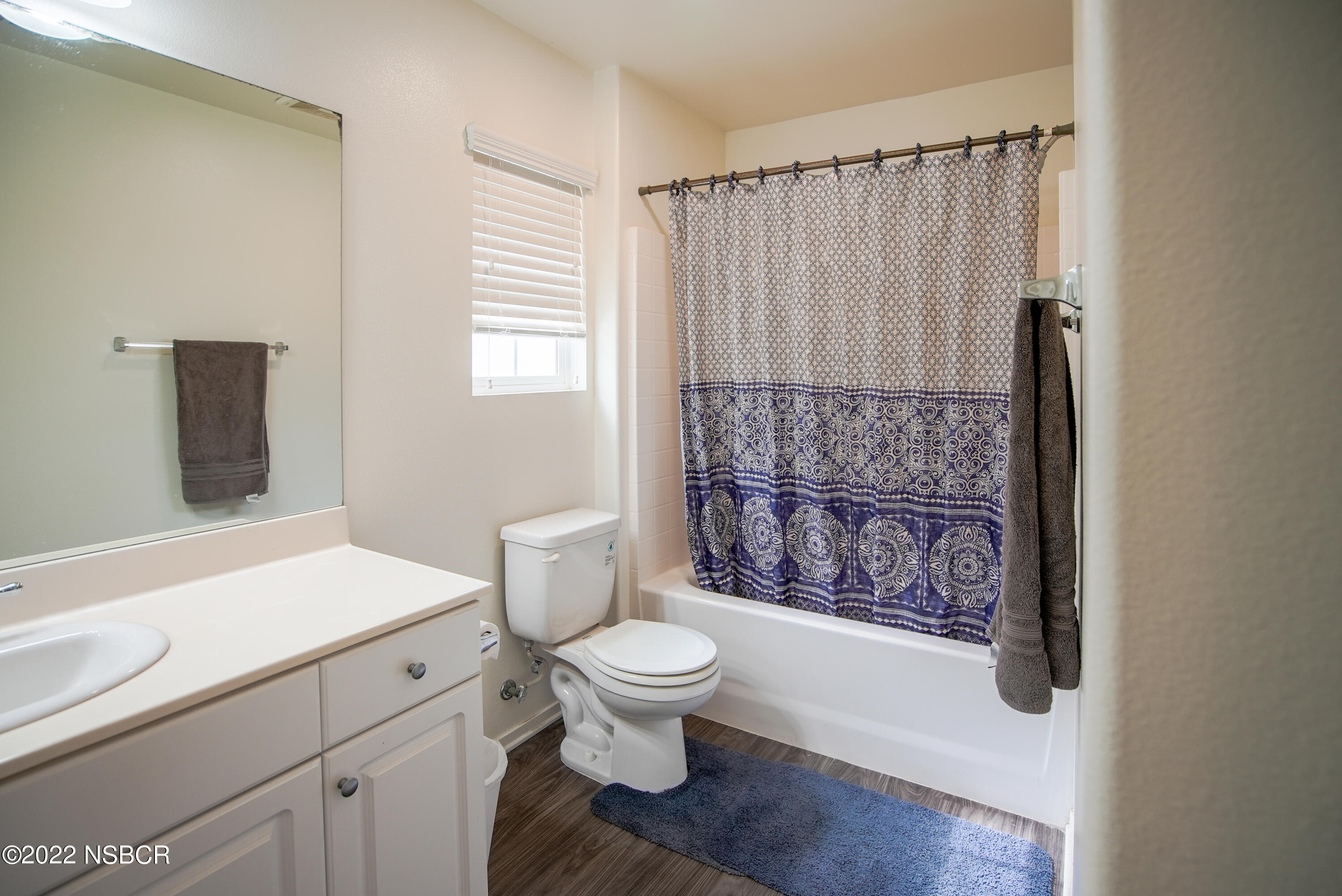 1307 Crown Circle Lompoc, CA 93436 - Photo 27 of 34 Bathroom2