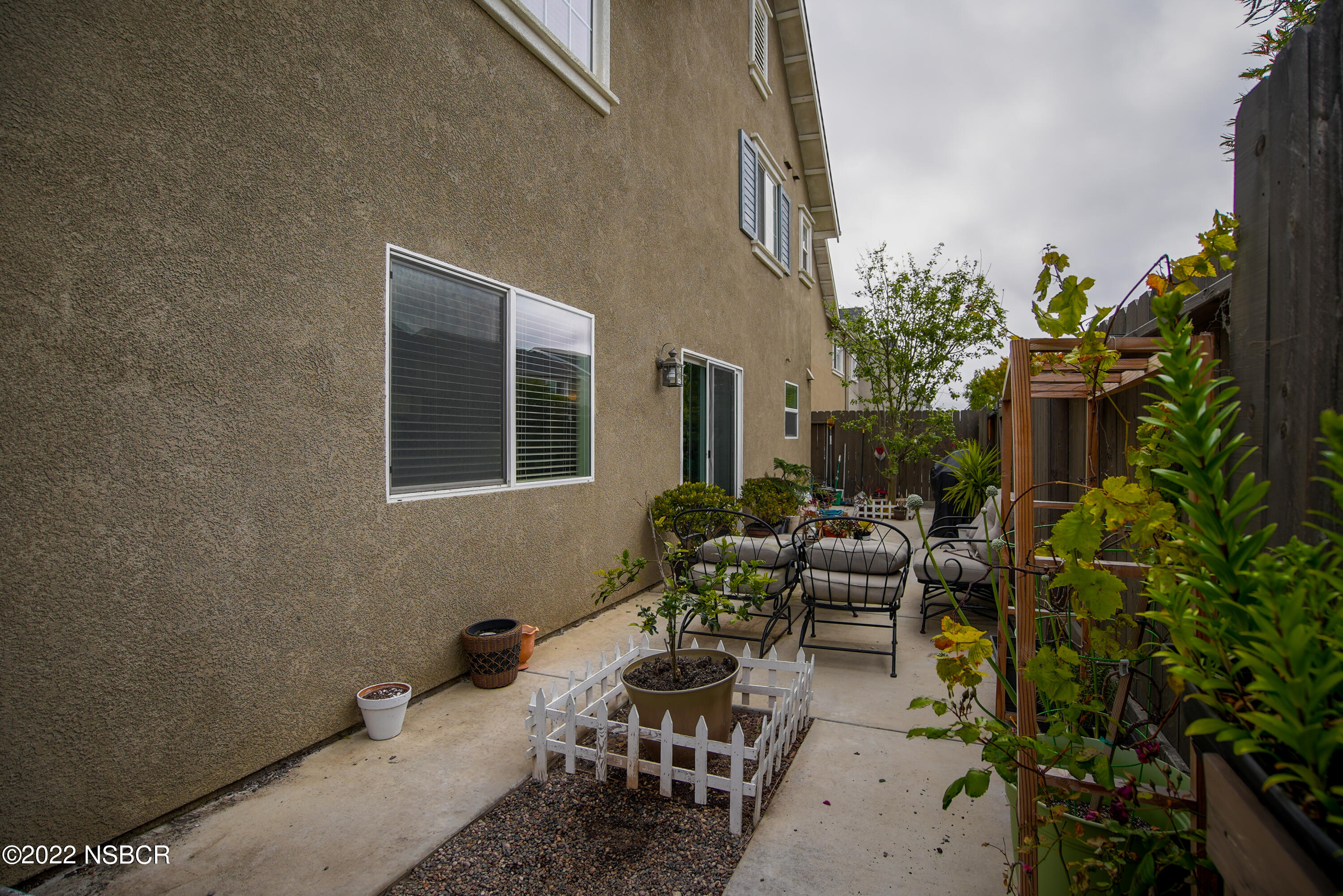 1307 Crown Circle Lompoc, CA 93436 - Photo 29 of 34 Backyard