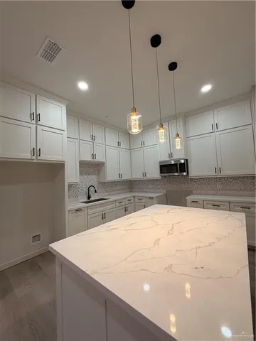 $240,000 | 2324 Thornton Avenue, Mission, TX 78574