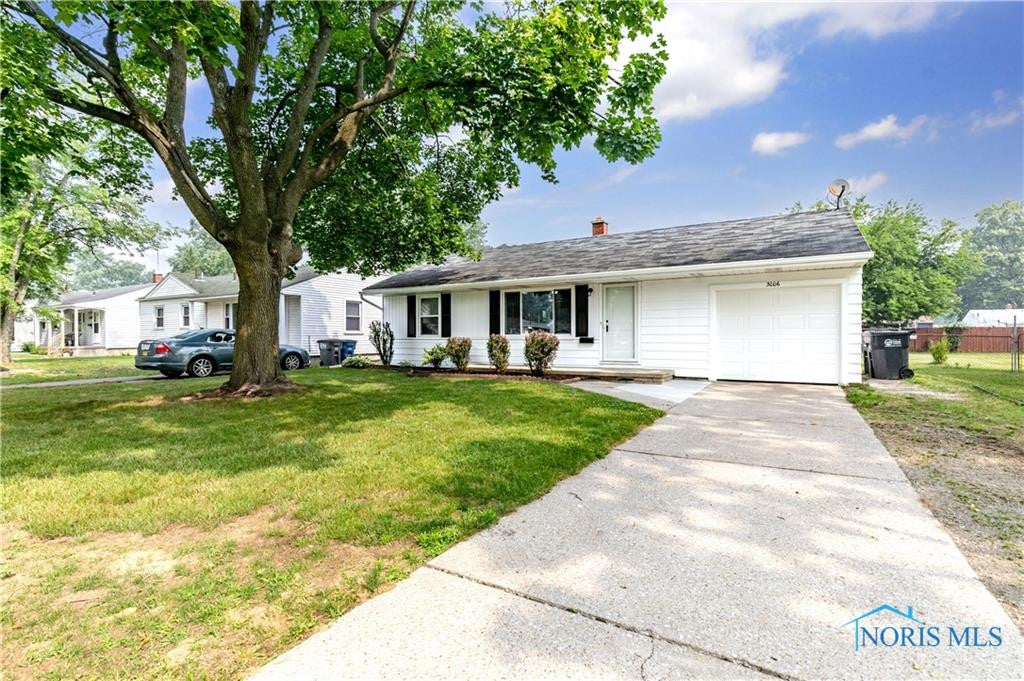 3006 West Laskey Road Toledo, OH 43613 - Photo 3 of 50 Gallery Image 3