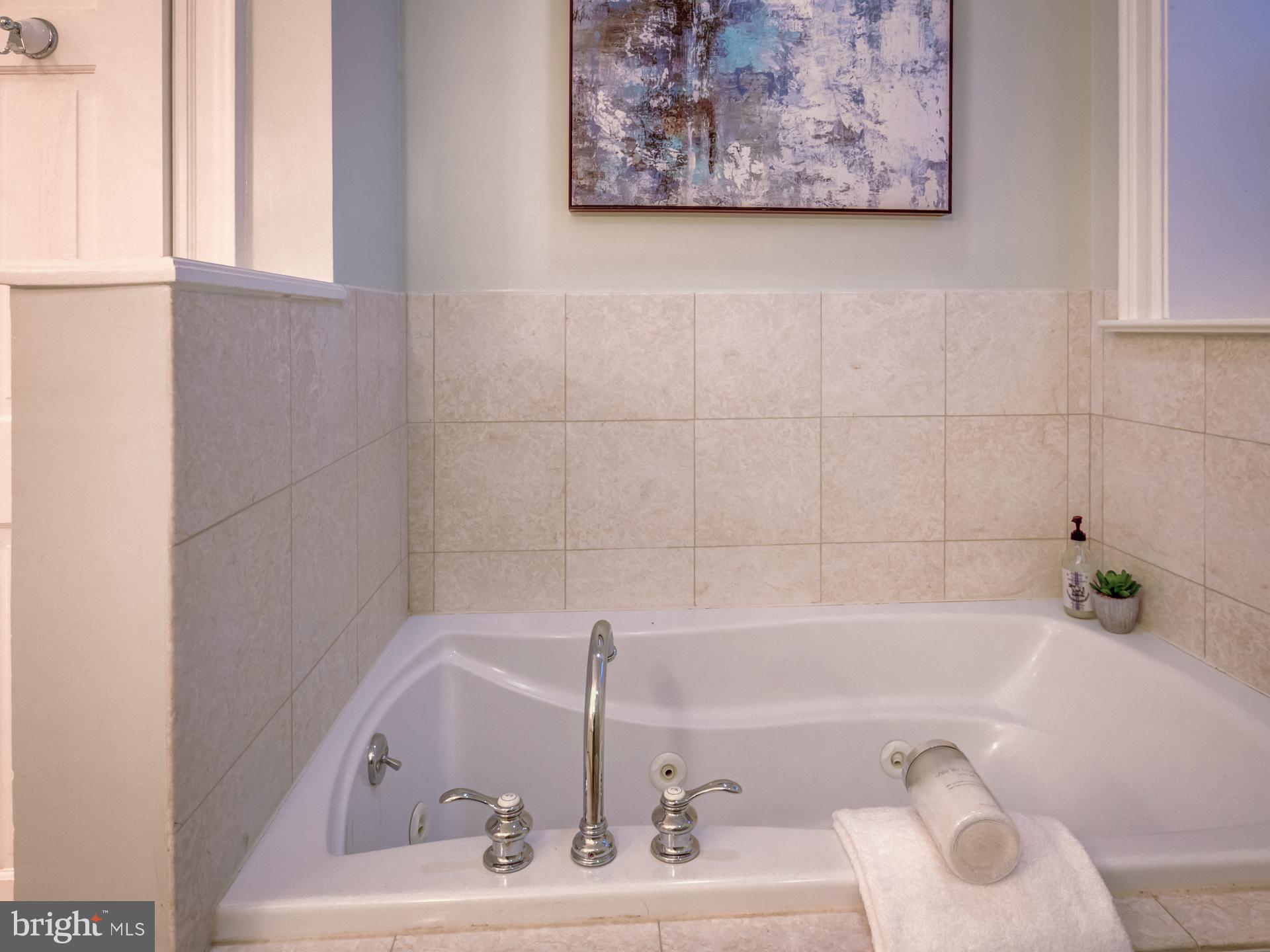 1882 Columbia Road Northwest, Unit 103 Washington, DC 20009 - Photo 31 of 41