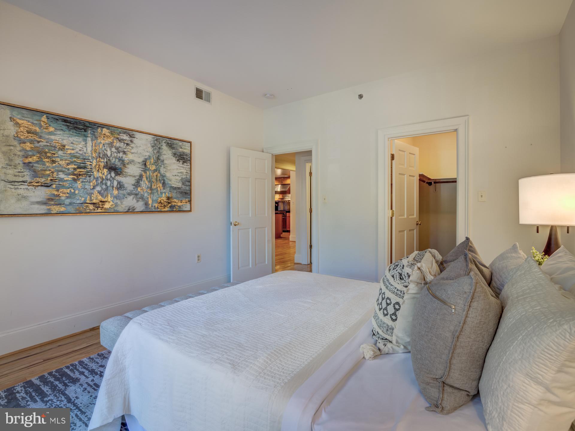 1882 Columbia Road Northwest, Unit 103 Washington, DC 20009 - Photo 35 of 41
