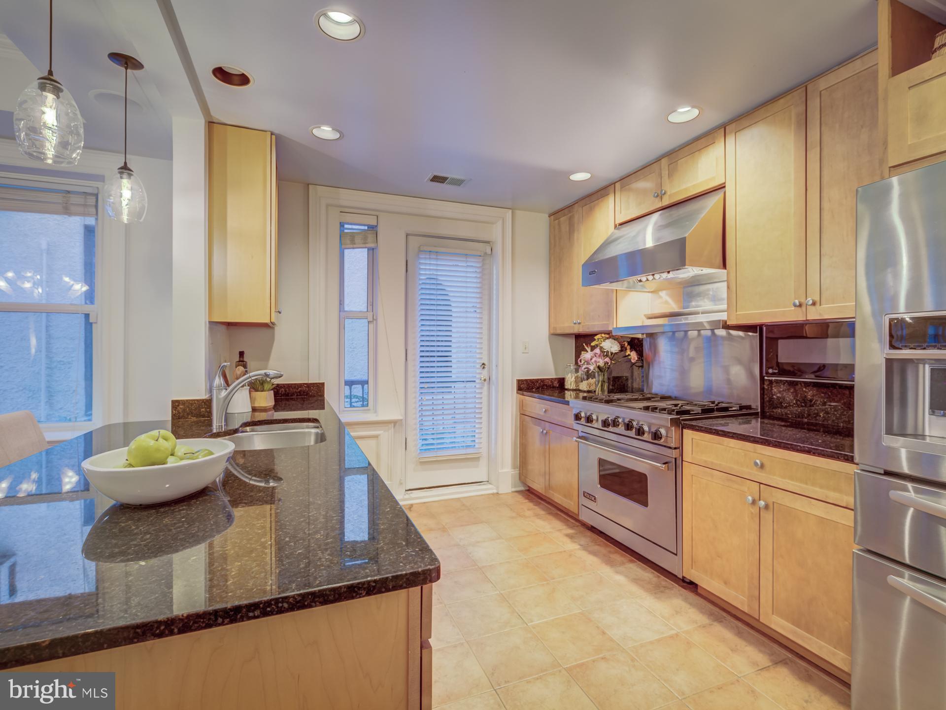 1882 Columbia Road Northwest, Unit 103 Washington, DC 20009 - Photo 10 of 41