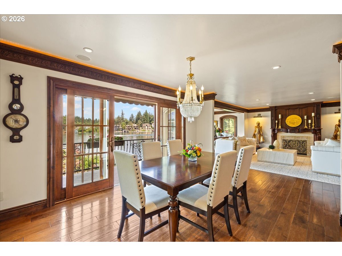 1527 Lake Front Road Lake Oswego, OR 97034 - Photo 13 of 44