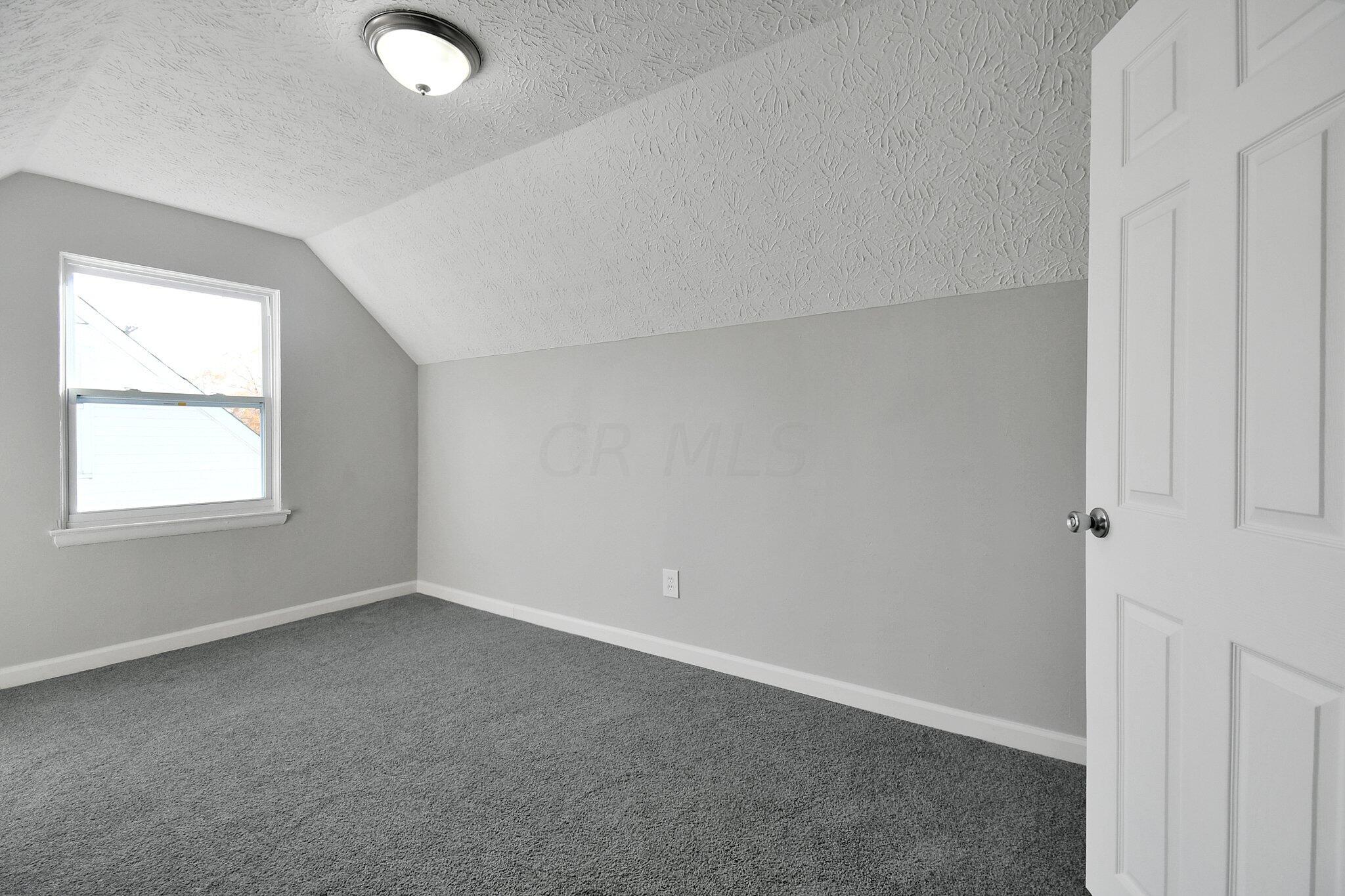 3326 Eakin Road Columbus, OH 43204 - Photo 16 of 27 Second floor bedroom
