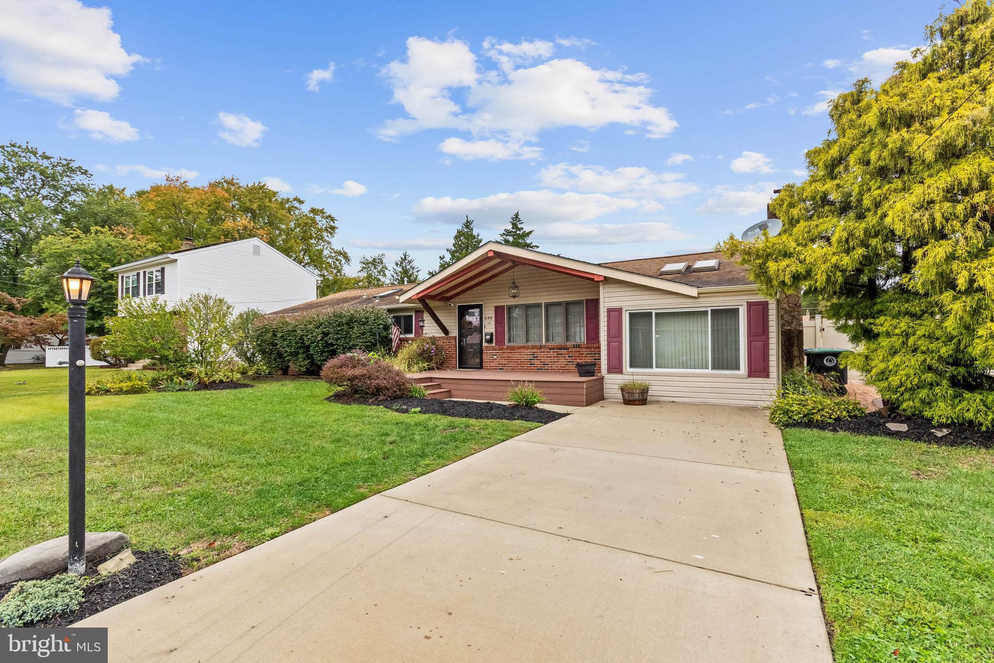 533 9th Avenue Lindenwold, NJ 08021 - Photo 1 of 32 Gallery Image 1