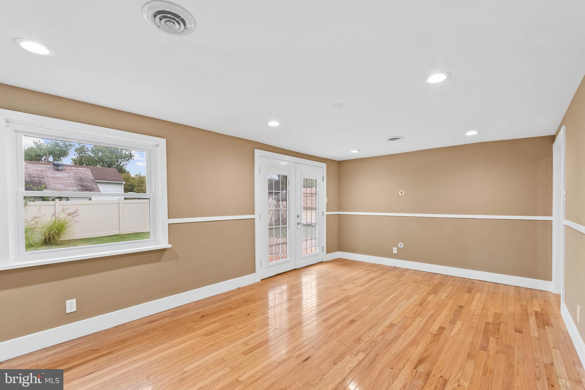 533 9th Avenue Lindenwold, NJ 08021 - Photo 18 of 32 Gallery Image 18