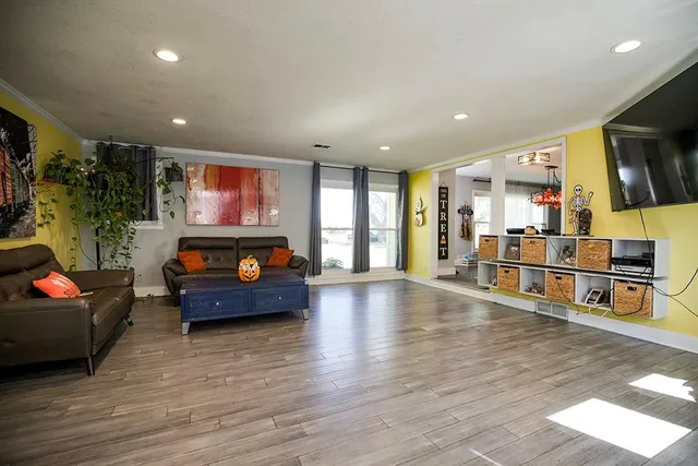 $420,000 | 2633 East Langsford Road, Lee's Summit, MO 64063