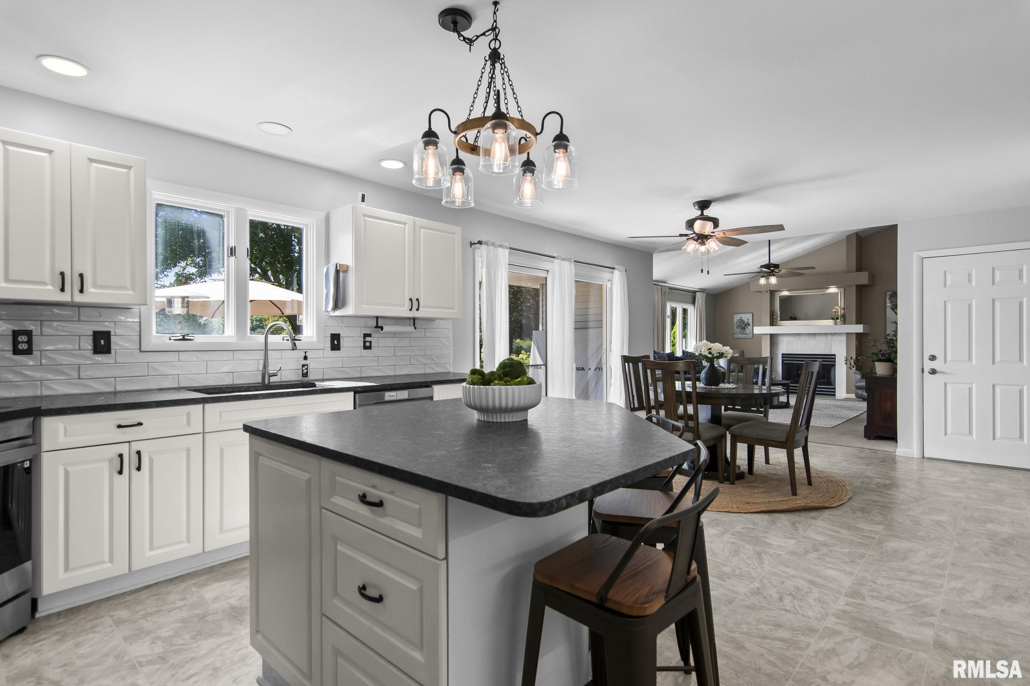 5105 Eagle Ridge Springfield, IL 62711 - Photo 18 of 81 Gallery Image 18