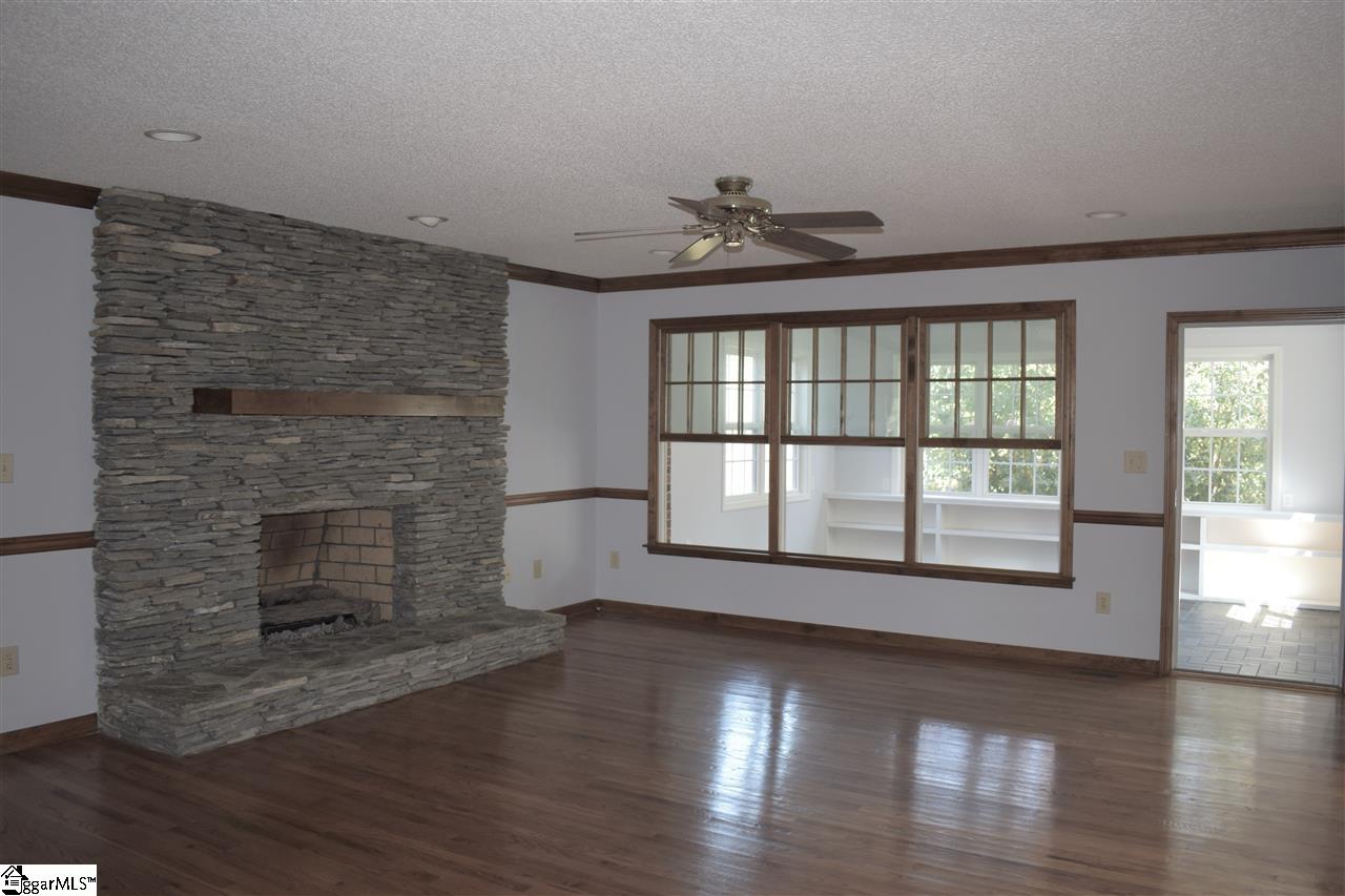 215 Woods Road Greer, SC 29650 - Photo 13 of 36 Gallery Image 13