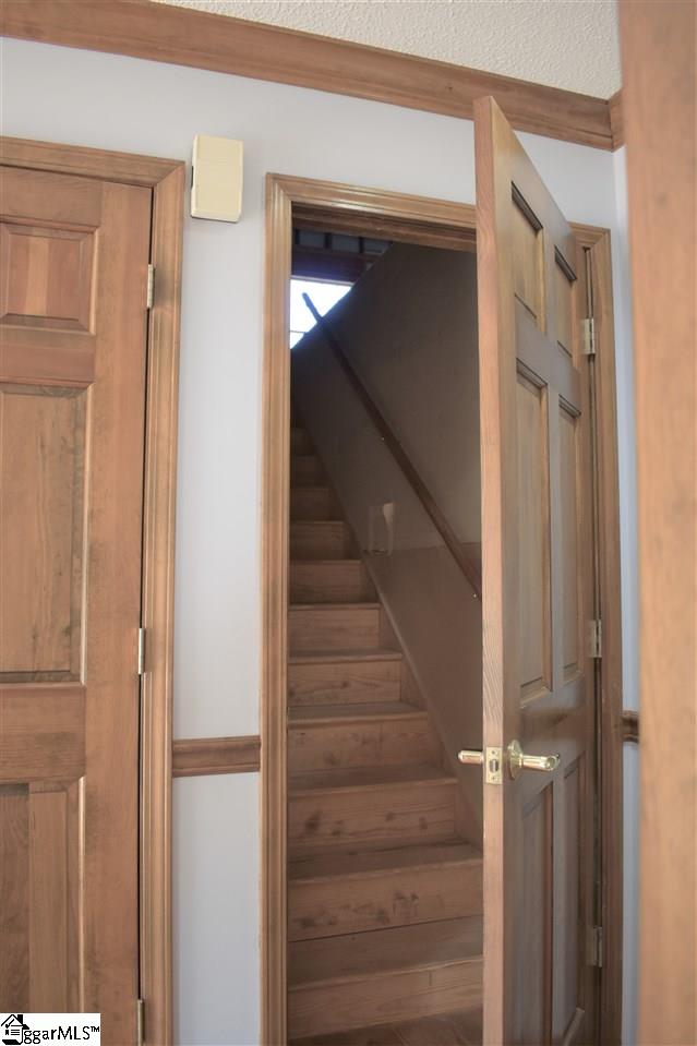 215 Woods Road Greer, SC 29650 - Photo 31 of 36 Gallery Image 31