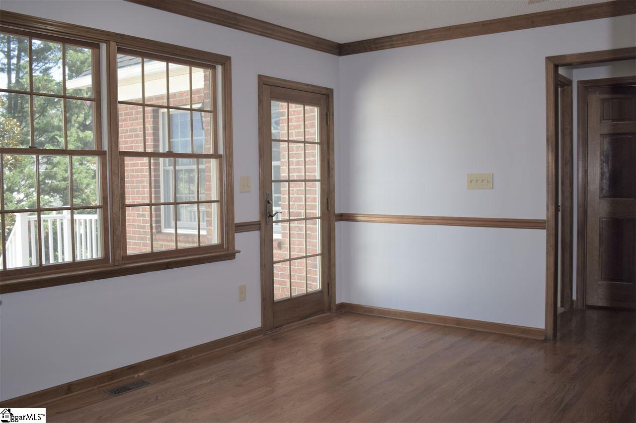 215 Woods Road Greer, SC 29650 - Photo 9 of 36 Gallery Image 9