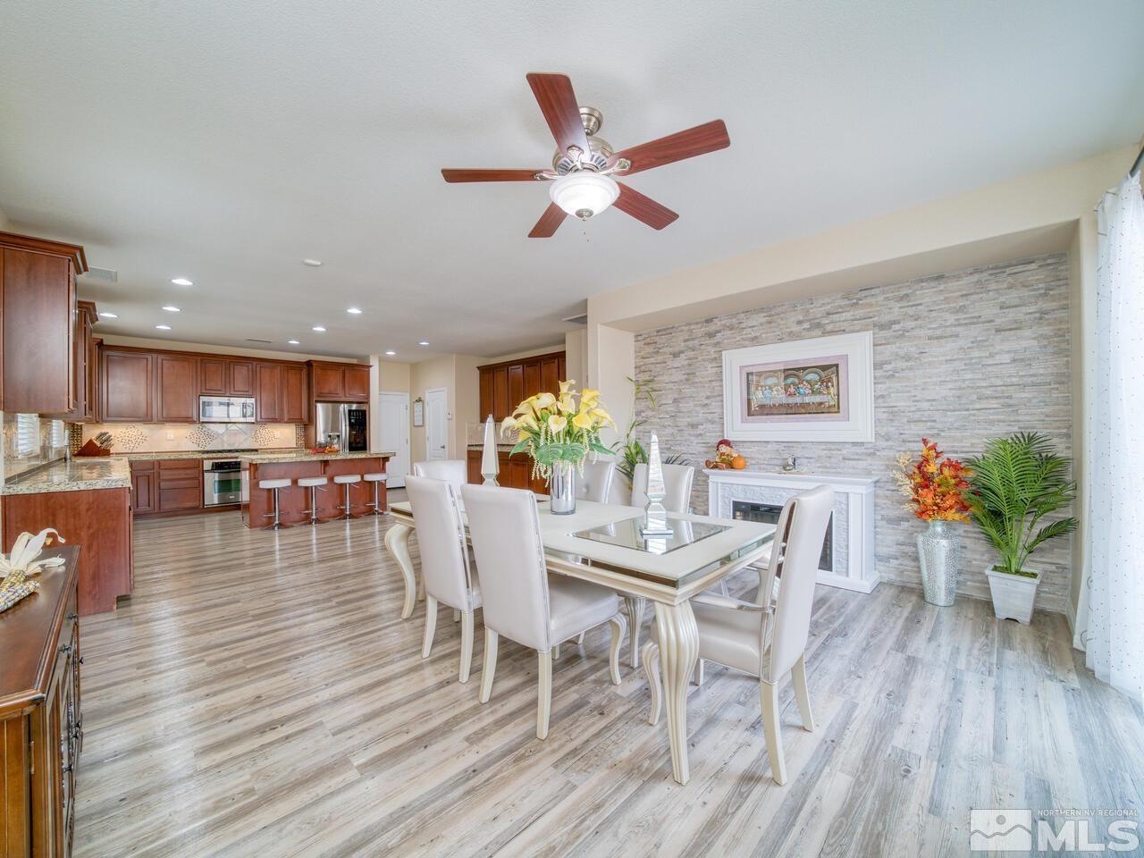 455 Luciana Drive Reno, NV 89521 - Photo 12 of 25 Photo 12
