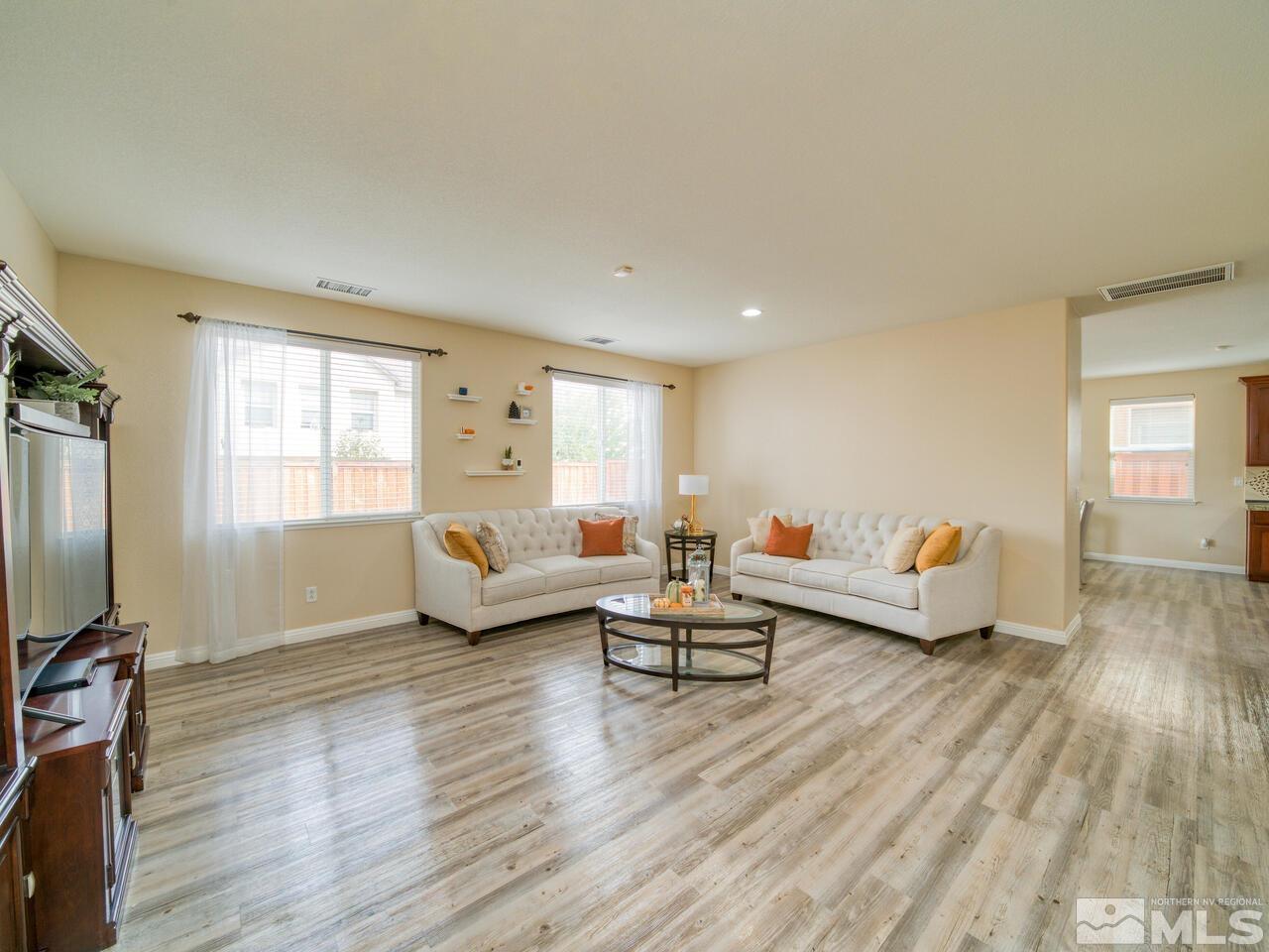 455 Luciana Drive Reno, NV 89521 - Photo 2 of 25 Photo 2