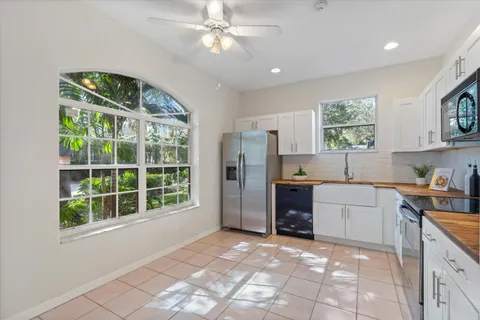$600,000 | 4155 Northwest 1st Court, Delray Beach, FL 33445