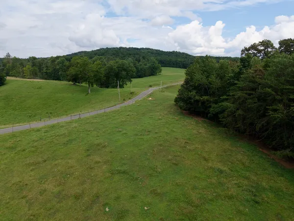 $89,000 | 1 Barlow Road West, Rock Island, TN 38581