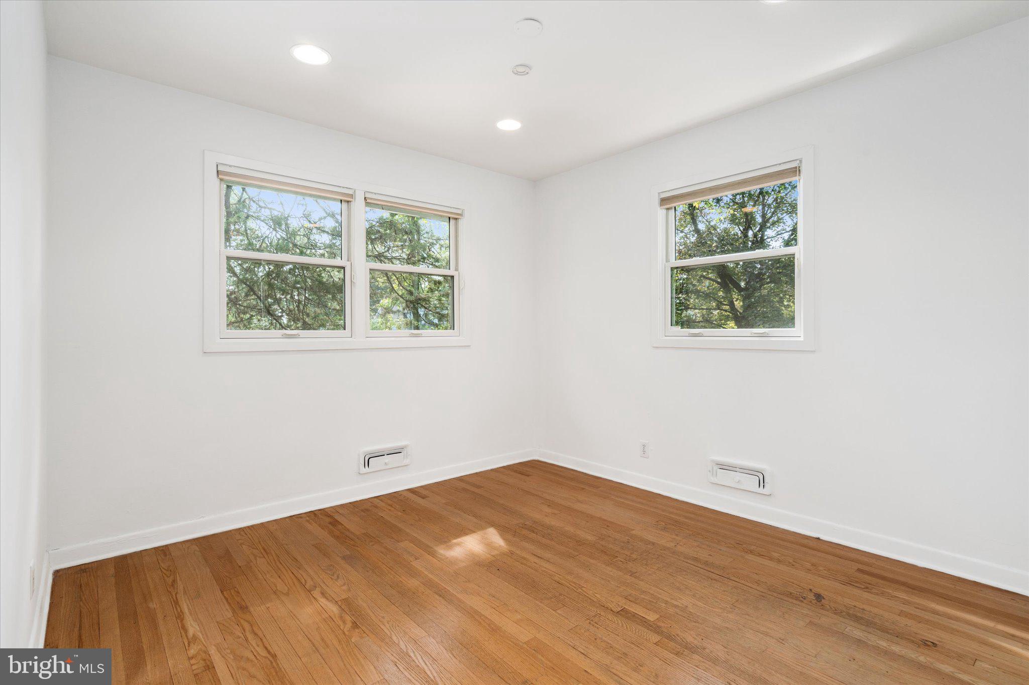 56 Marion Road East Princeton, NJ 08540 - Photo 24 of 36