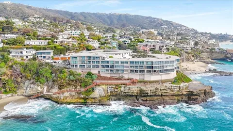 $1,300,000 | 31561 Table Rock Drive, Unit 417, Laguna Beach, CA 92651