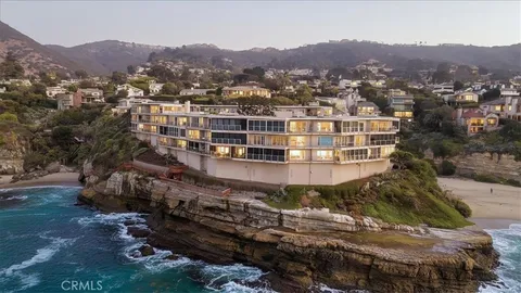 $1,500,000 | 31561 Table Rock Drive, Unit 417, Laguna Beach, CA 92651