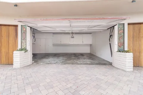 a view of a storage & utility room