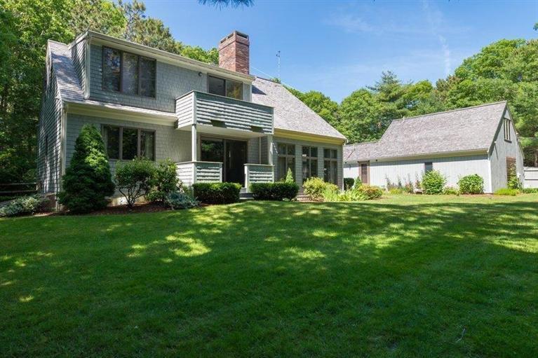 81 Leonard Road Osterville, MA 02655 - Photo 6 of 19 a front view of a house with garden