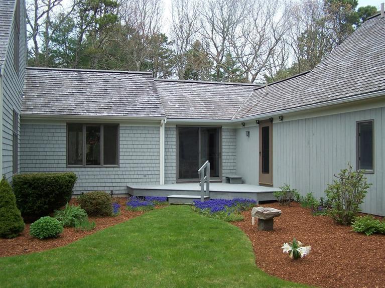 81 Leonard Road Osterville, MA 02655 - Photo 8 of 19 a house view with a garden space